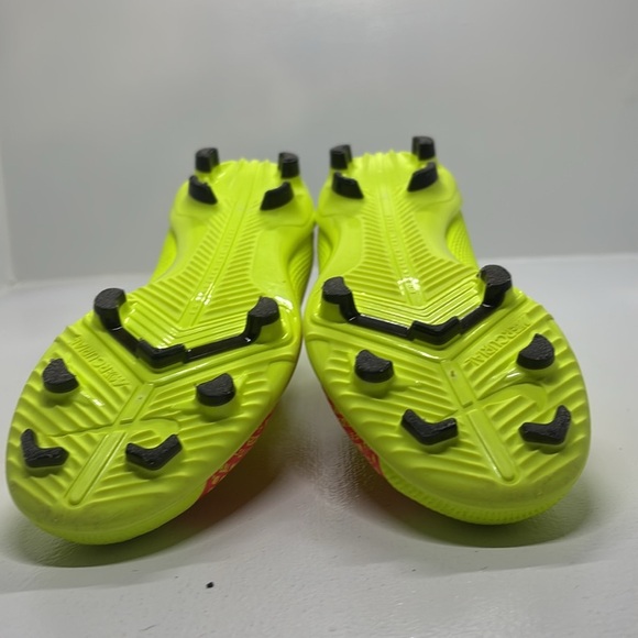 3.5 youth Nike Mercurial soccer cleats - Picture 8 of 8